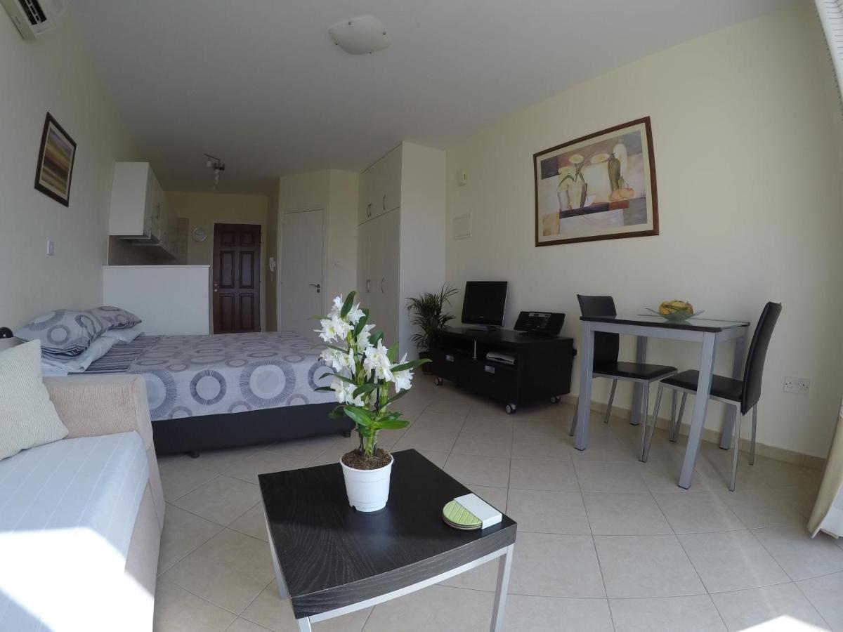 Kato Paphos Suites Dış mekan fotoğraf