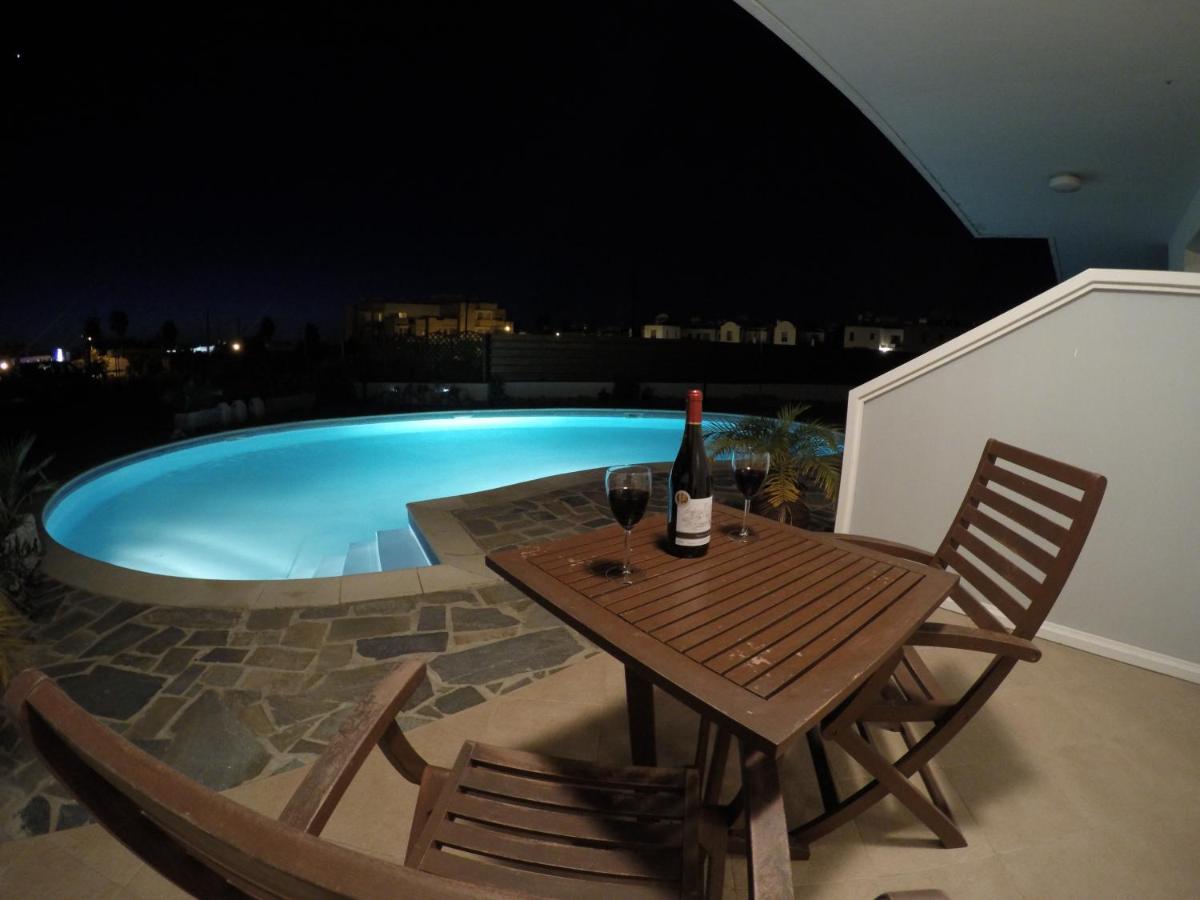 Kato Paphos Suites Dış mekan fotoğraf