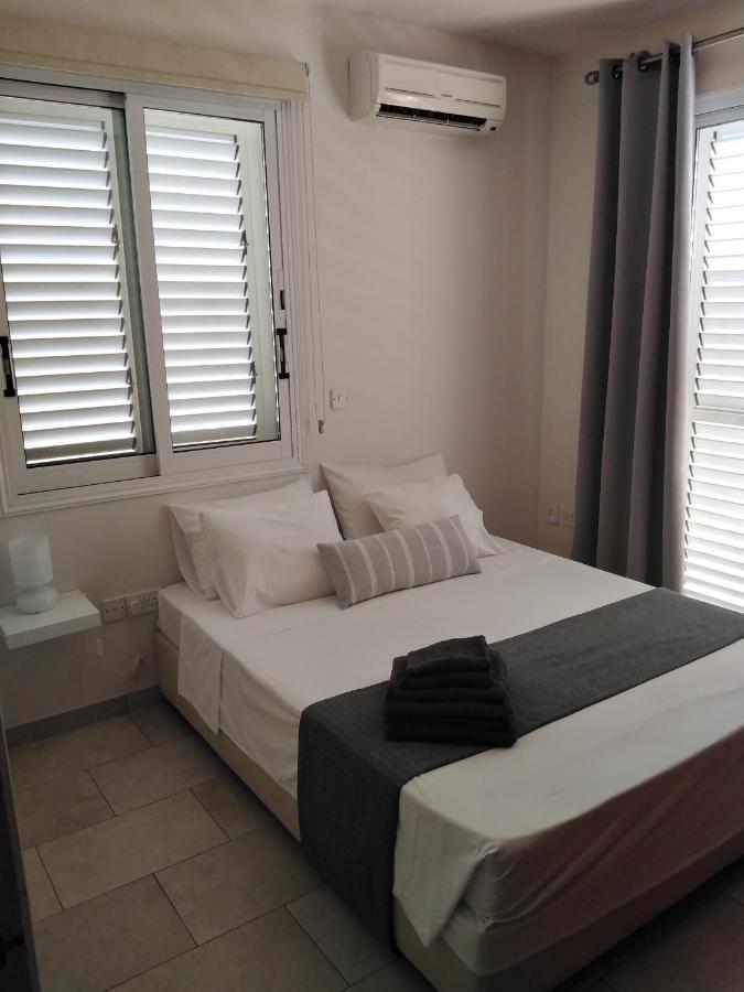 Kato Paphos Suites Dış mekan fotoğraf