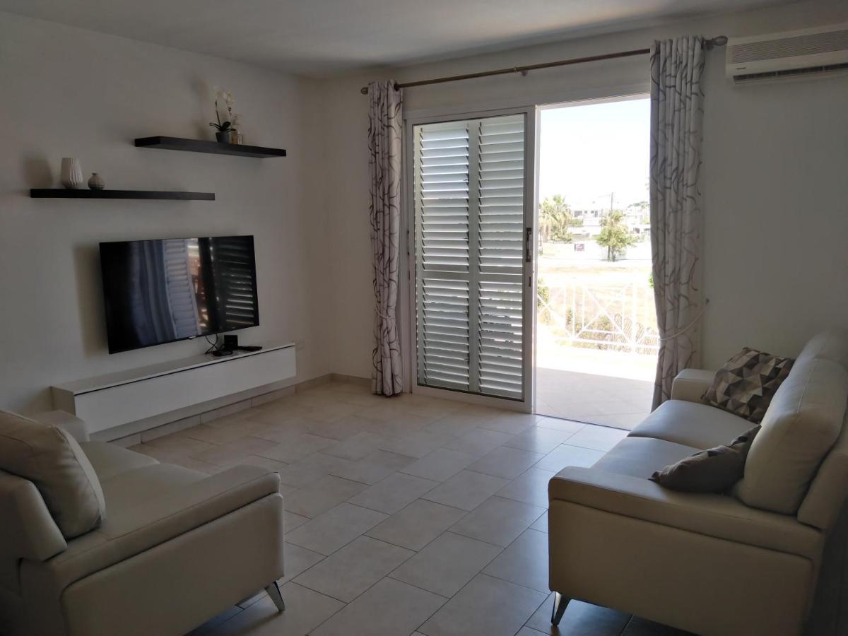 Kato Paphos Suites Dış mekan fotoğraf