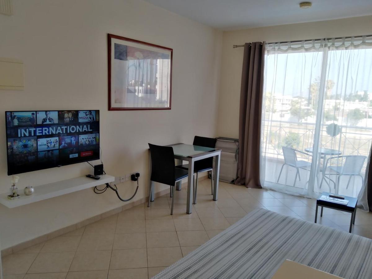 Kato Paphos Suites Dış mekan fotoğraf