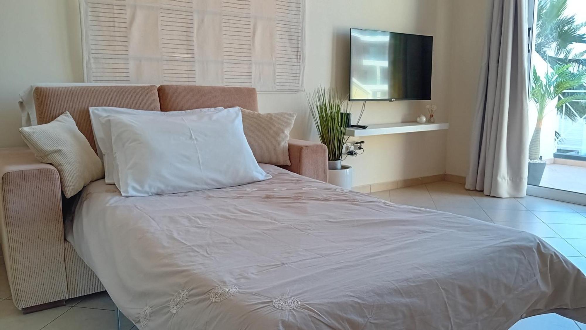 Kato Paphos Suites Dış mekan fotoğraf